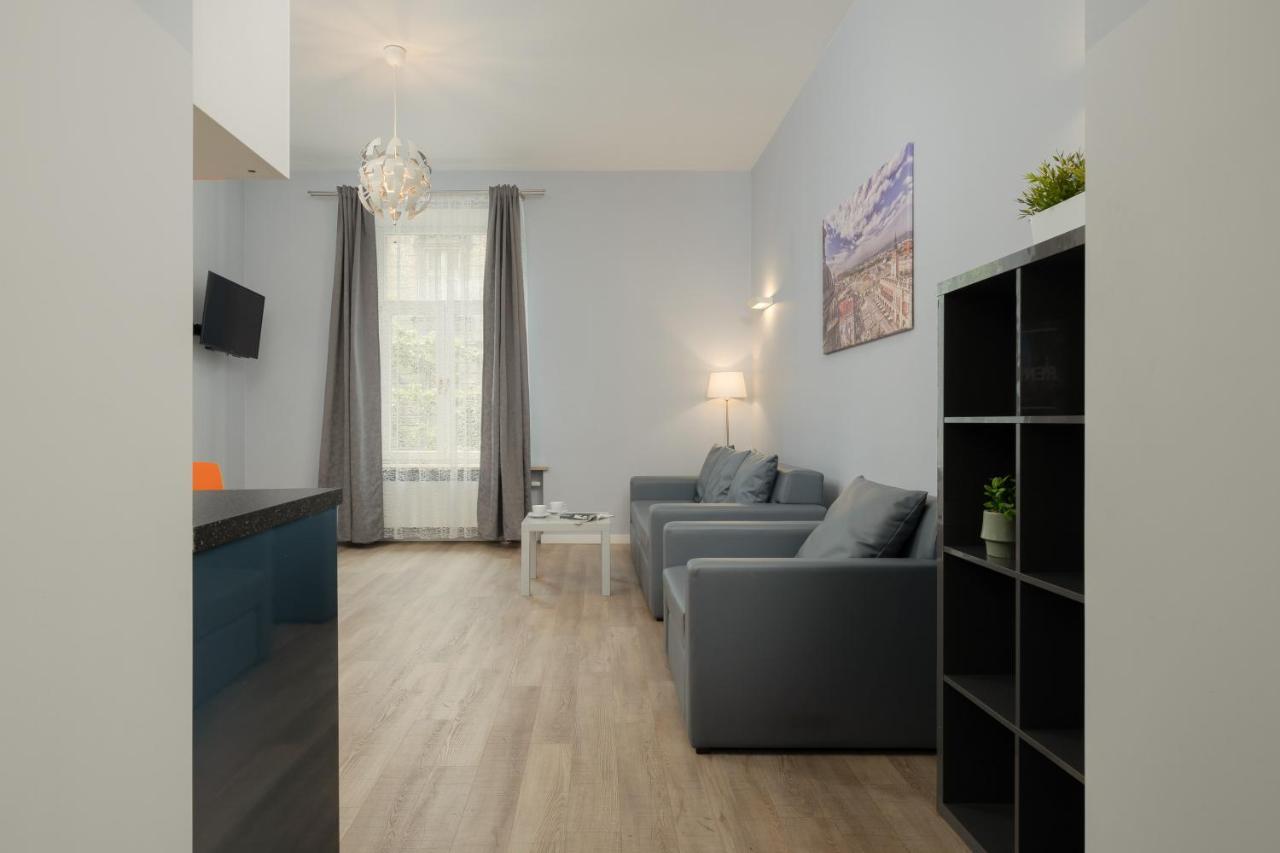 Central Planty Park Apartment Lobzowska By Noclegi Renters Cracóvia Exterior foto