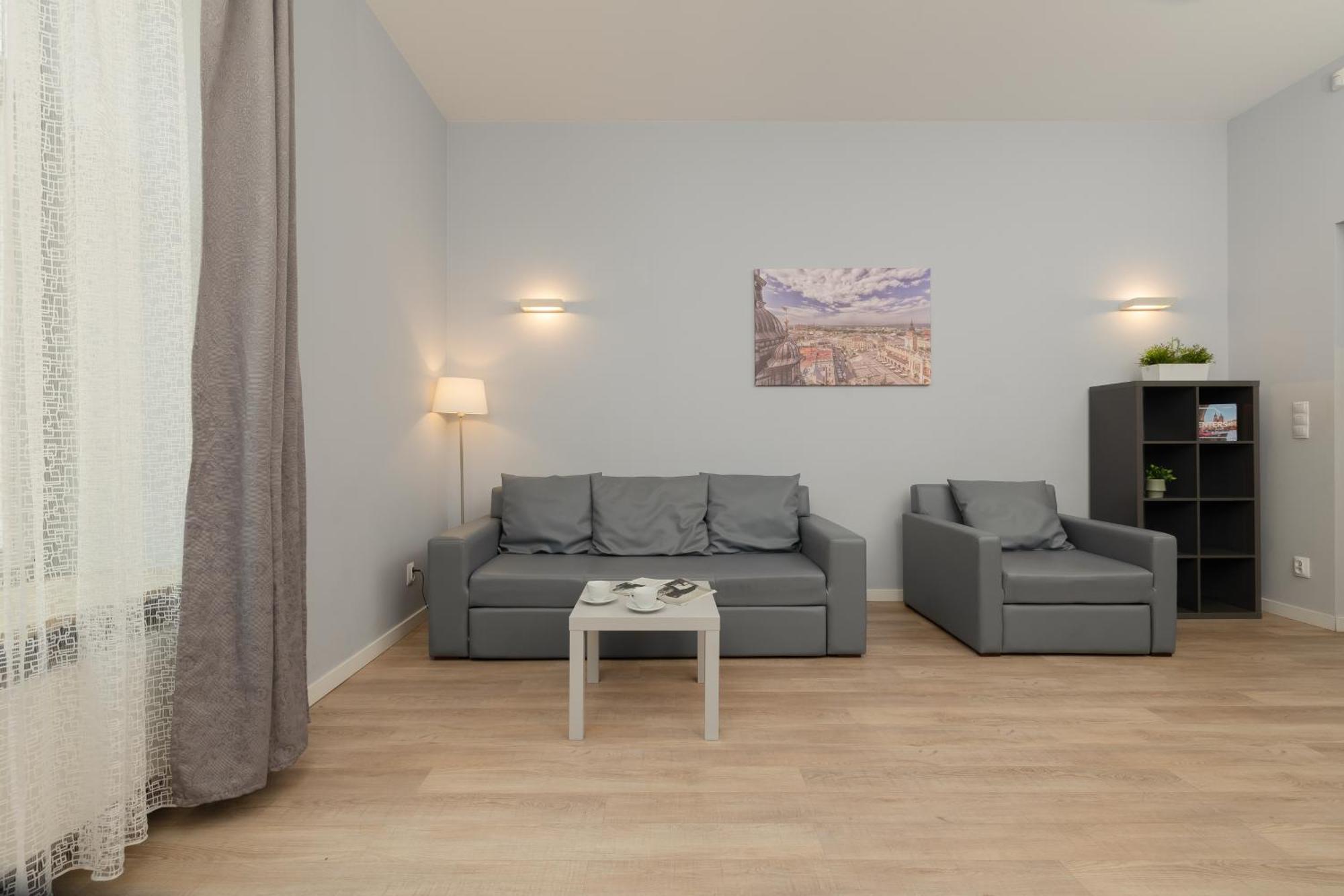Central Planty Park Apartment Lobzowska By Noclegi Renters Cracóvia Exterior foto